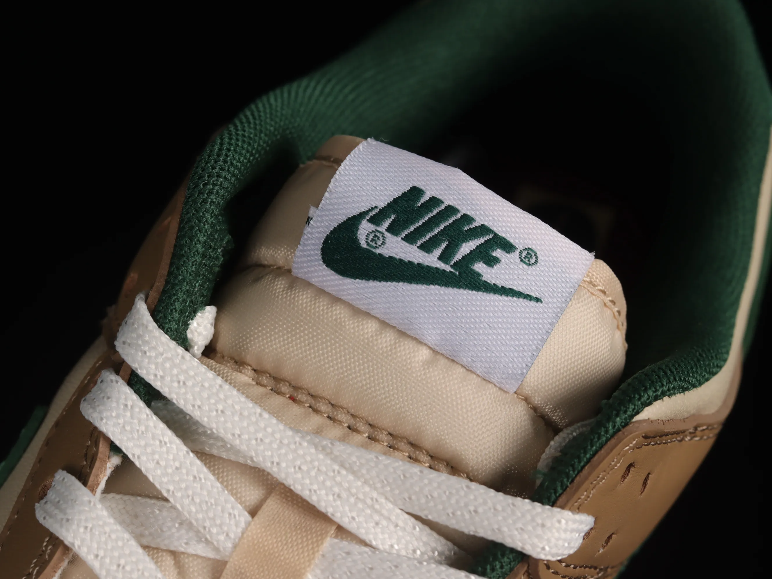 All categories Nk SB Dunk series Nk SB Dunk Low low-top sneakers J version Nk Dunk Low "Tans" retro green SB low-top sports and leisure sneakers FB7160-231